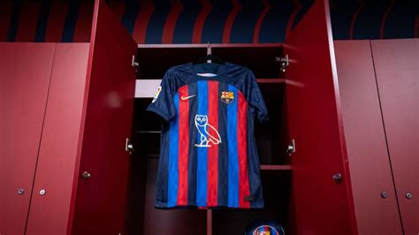 El Barcelona lucirá el emblema del cantante Drake en el clásico El