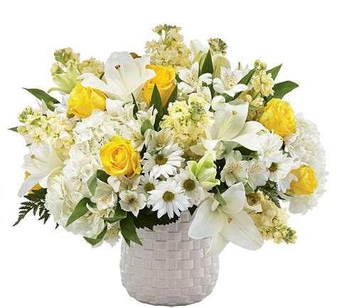 Canada Flowers | FTD® Comfort and Grace Bouquet #SY28FA