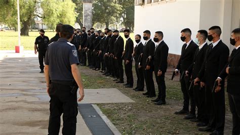 La provincia de Santa Fe incorporó 409 nuevos policías para tareas