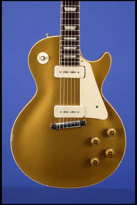 Les Paul Standard Gold Top Guitars | Fretted Americana Inc.