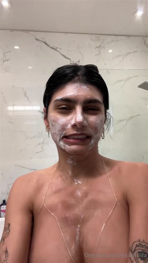 Mia Khalifa Nude Shower Prep Part Onlyfans Video Leaked Influencers