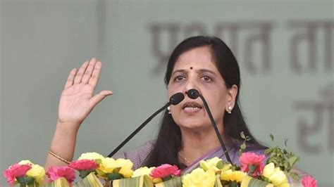 Cm Kejriwal Arrest Aap Bjp In War Of Words His Wife Sunita Calls It