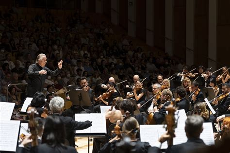 La Orquestra De La Comunitat Valenciana Interpreta A Mahler Y