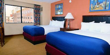 Hotel Harrah's Laughlin Beach Resort & Casino, Laughlin, United States ...