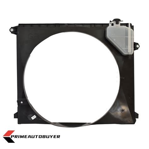 P Of Front Radiator Fan Shroud L W Tank For Toyota Tacoma