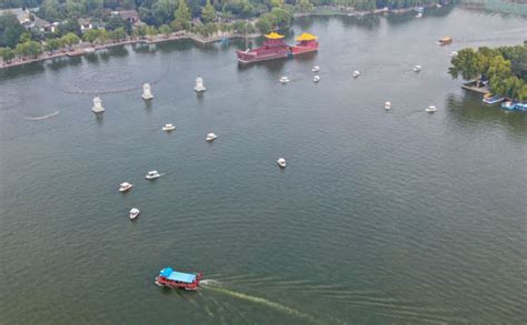 十一假期首日 济南24家景区纳客3075万人次 新华网山东频道