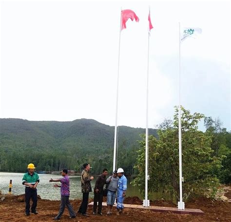 Bendera Rrc Berkibar Di Indonesia Ini Kronologi Penurunannya