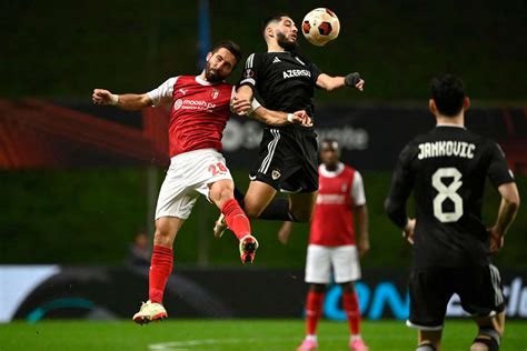 A reação dos jogadores do SC Braga após a derrota o Qarabag 2 4