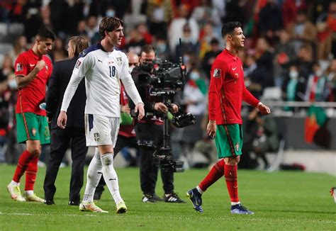 Cristiano Ronaldo As Reações Do Português Na Derrota De Portugal