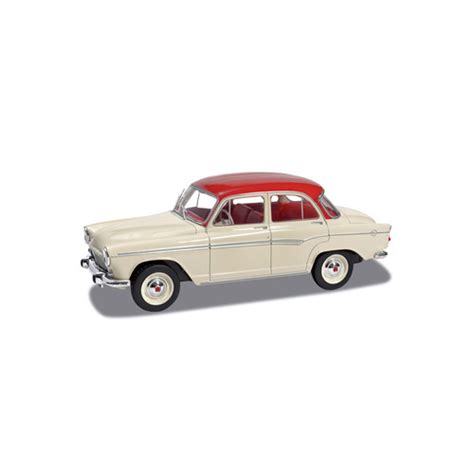 Simca Aronde Montlhéry 1962 Ivory and Red roof Norev 1 87 Miniaturat