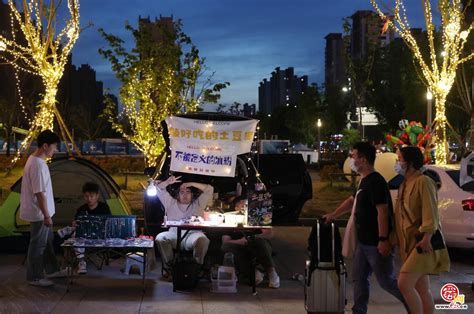 城区商圈人气旺！夜游娱购乐享“五一”假期 济南社会 舜网新闻