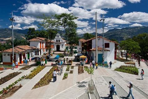 Pueblito Paisa El Cono De La Cultura Antioque A En Medell N