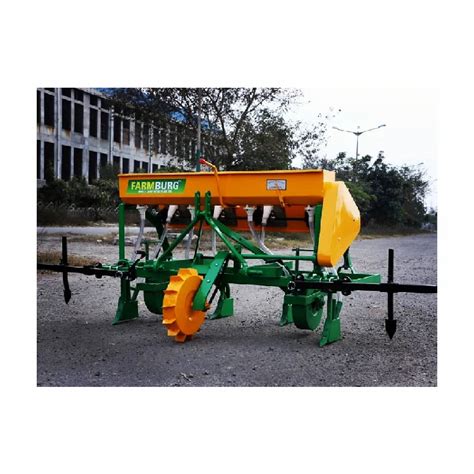 Farming Machinery Maize Multi Crop Planter 3 Rows At Rs 105000 Piece