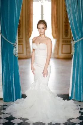 Strapless Nude Bodice Delicate Lace Mermaid Bridal Gown VQ