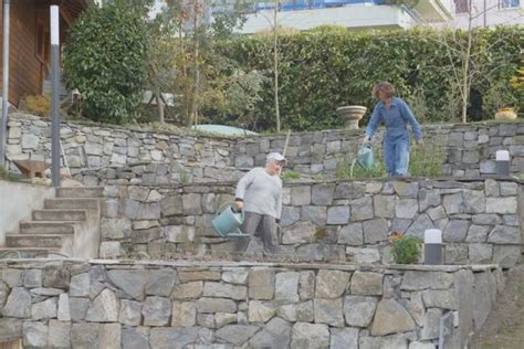 Le Potager Et Ses Murs En Restanque Par Alexandre Auvergne Rh Ne