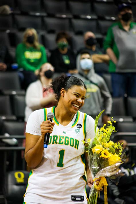 Oregon Ducks Women's Basketball Forward Nyara Sabally Drafted Fifth ...