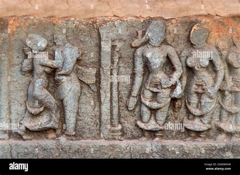 Wall sculptures of Hindu gods at Hampi Temple, Tourist indian landmark ...