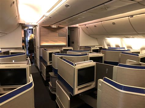 Review United Airlines 767 300 Polaris Business Class Amsterdam To Newark Live And Lets Fly