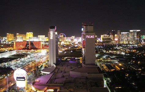 High Rise Balcony For Strip View Palms Place In Las Vegas Best Rates And Deals On Orbitz