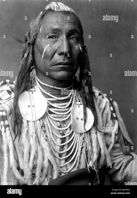 Edward S Curtis Native American Indians Red Wing Apsaroke Ca 1908