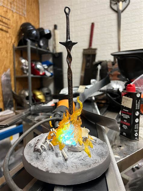 Dark Souls Bonfire Lite Sword Stand Fire Figure Check Point Cosplay