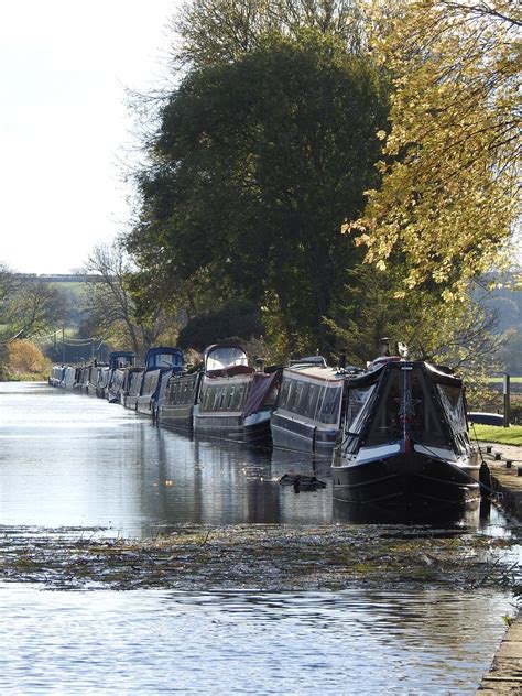 Clayworth Moorings 2 Chesterfield Canal Richard Chantry Flickr