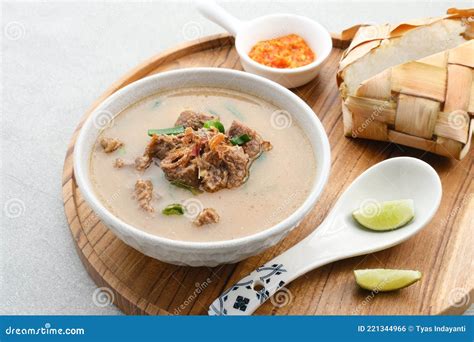 Coto Makassar, Traditional Food from Makassar, South Sulawesi. Stock ...