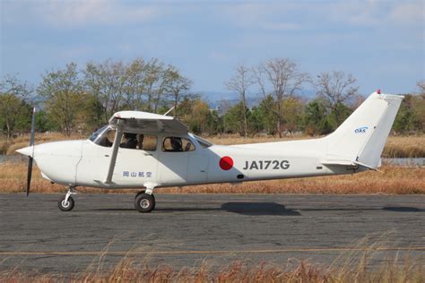 岡山航空 Cessna 172 JA172G 岡南飛行場 航空フォト by F YUKIHIDEさん 撮影2022年12月13日