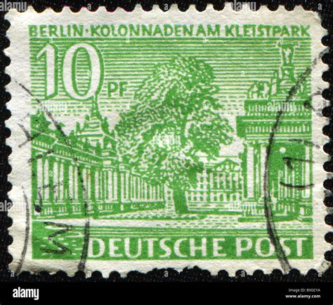 Postage Stamp Berlin Germany Fotos Und Bildmaterial In Hoher