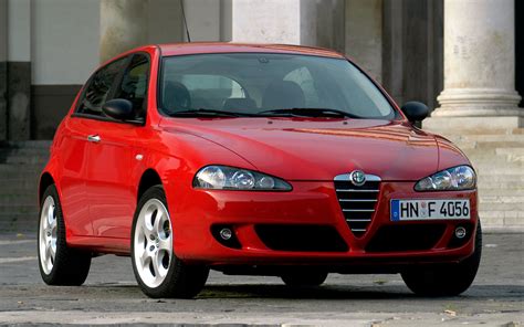 Alfa Romeo 147 цена и характеристики фотографии и обзор