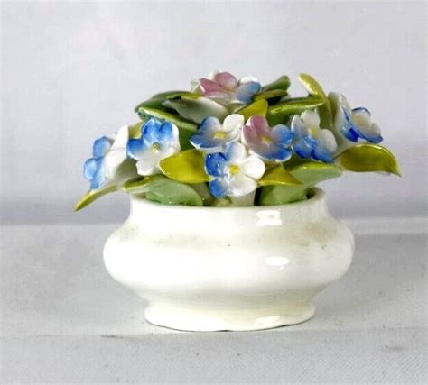 Mavin Royal Albert Forget Me Not Mini Flower Pot Bone China Flower Of