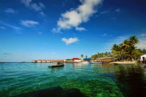 Keindahan Pulau Derawan Kalimantan Timur