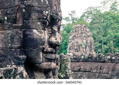 Bayon Temple Faces Stock Photo 566545741 | Shutterstock