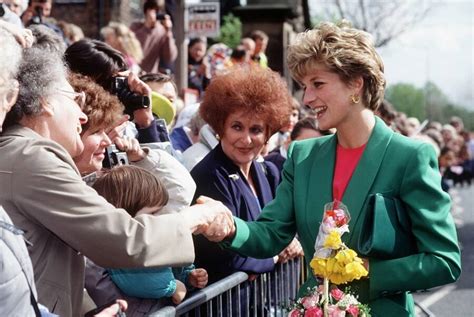 33 Princess Diana Pictures That Capture The Peoples Princess