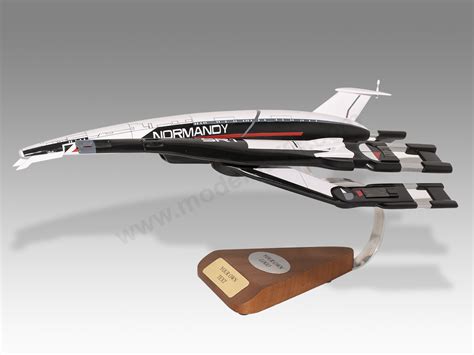 SSV Normandy SR-1 Spaceship Mass Effect Model - ModelBuffs