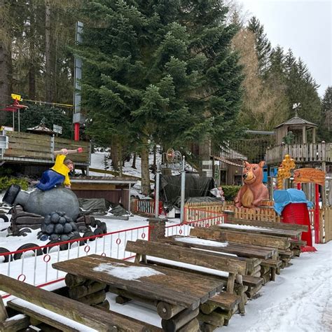 Wild und Freizeitpark Willingen Zoológico en Willingen