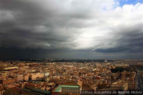 Previsioni meteo Roma nuvole e pioggia in arrivo ma il sole tornerà