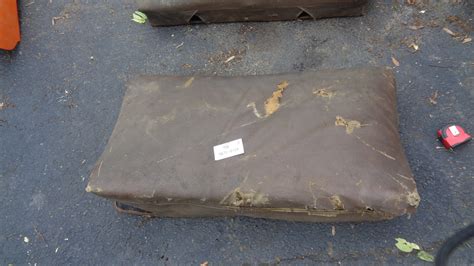 1932 ford rumble seat cushions in original? condition | The H.A.M.B.