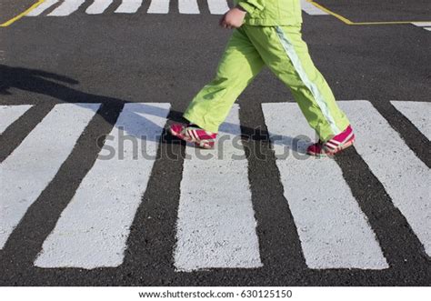 Child Crossing Road Stock Photo 630125150 Shutterstock