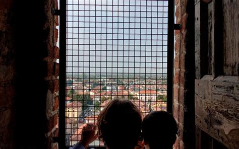 Treviglio Dallalto Salita Alla Torre Civica Di Treviglio Il Simbolo