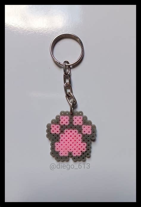 Patita De Gato En 2023 Llaveros Hama Beads Plantillas Hama Beads