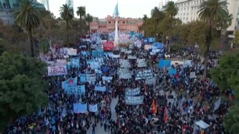 Argentina Anuncian Sanciones Severas Contra Manifestantes Que Corten