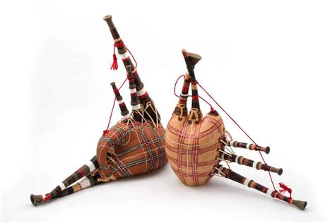 How Do Bagpipes Work Lets Dive Into The Techniques Of Bagpiping