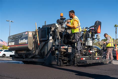 How Does An Asphalt Paver Work LeeBoy