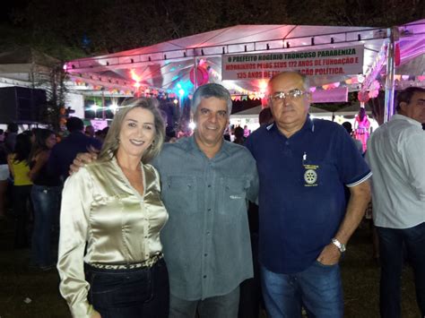 Primeira Noite Da Festa Do Centen Rio Marcada Muita Anima O