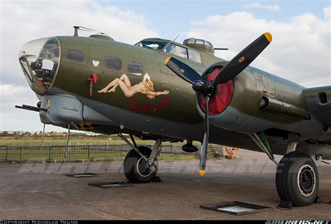 Boeing B 17g Flying Fortress 299p Untitled Aviation Photo