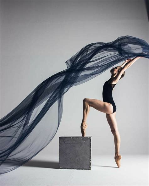 Pin By Passion By Jolanda Perko On Ballet Dance Photography Poses