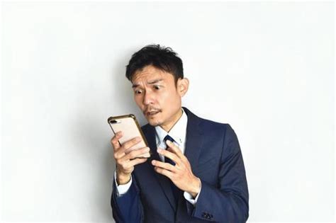 ショックを受ける男性の写真素材｜写真素材なら「写真ac」無料（フリー）ダウンロードok