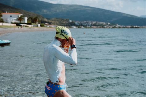 Belgian attempts to break non-stop swimming world record