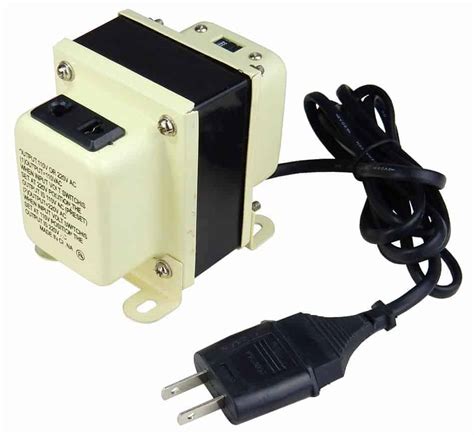 Voltage Converter 220V – 110V – BLGT